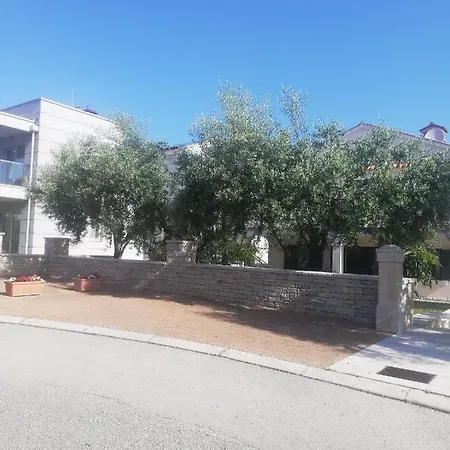 Veli Joze Apartment *